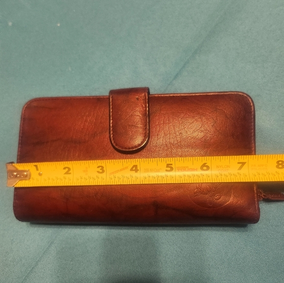 JULIA BUXTON Leather Heiress Pick Me Up Checkbook Keeper/ Wallet EUC - Picture 10 of 12